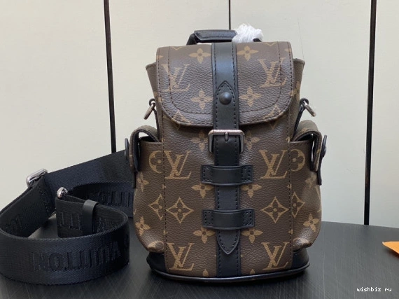 WIS VUITTON Nano Christopher LOUIS 0901